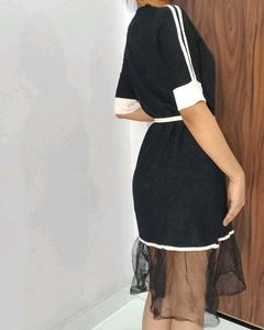 Chic Black &amp; White Dress with Tulle Skirt
