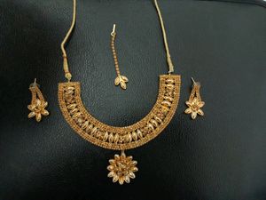 Necklace Set