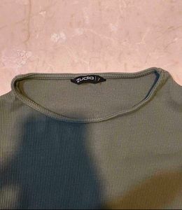 Ribbed Sleeveless Mock Neck Top