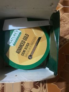 Nature's Essence Advanced Gold Creme Bleach