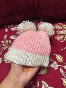 Cute Pink & White Pom Po