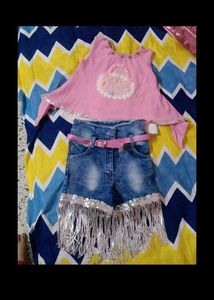 Combo Of 2 -1Jeans And 1 Partyware Set