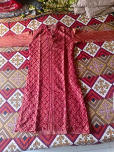 Elegant Red Embellished Kurta Set