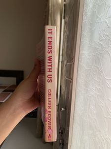 pre-loved book. It Ends With Us.