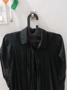 Chic Black Oversized Shirt