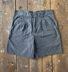 Toby Lee Pleated Gray Shorts