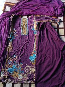 woman kurta set