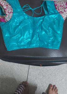 net saree with blouse and peticot
