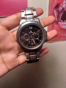 Titan Men's Analog Watch