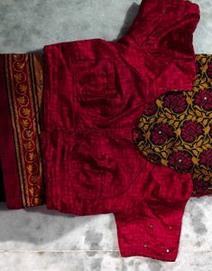 Beautiful Floral Print Saree
