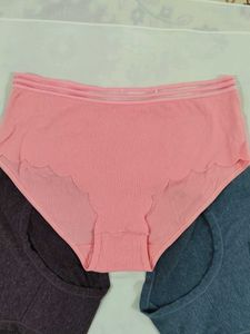 3 Comfortable Women's Briefs