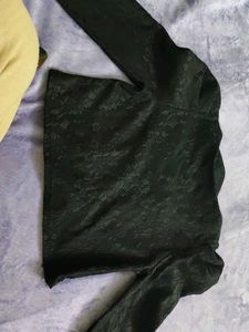 Stylish Black Cropped Jacket