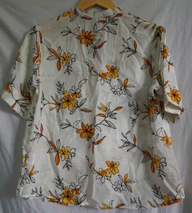 Chic Floral Print V-Neck Top