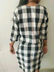 Black And White Checks Kurti
