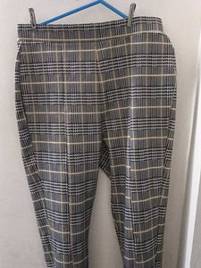 Plaid Print Slim Fit Pants
