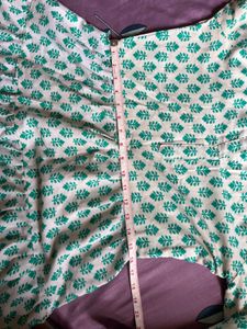 White &amp; Green Printed Ethnic Gown