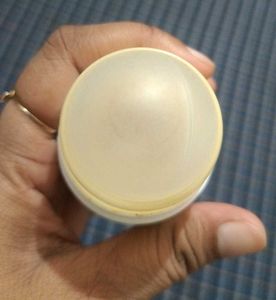 CARMESI Natural Deodorant Roll-on