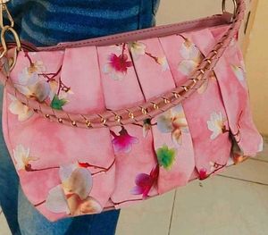 Chic Floral Print Clutch