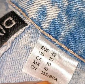 Light Wash Distressed Wide Leg Jeans