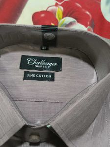 Challenger Fine Cotton Men's Shirt