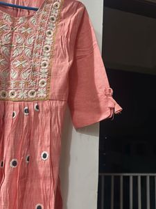 Elegant Peach Embroidered Kurta
