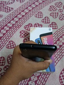 Redmi 7A(4G) (32gb/2gb)(Not Negotiable)