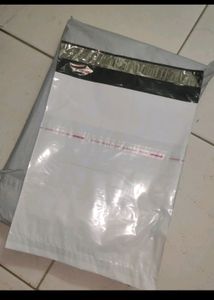 100 Pieces Courier Bag 8*10 Inch