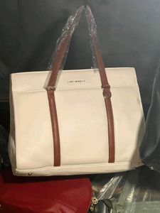 Lino Perros Tote Bag