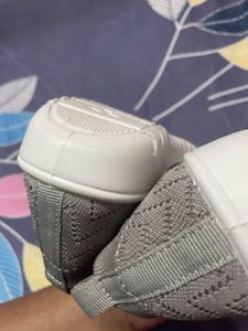 Women Slip-On Casual Shoes