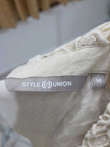 Boho Lace Trim Cropped Shirt