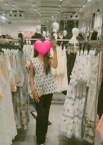 Stylish Printed Sleeveless Kurti