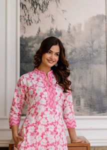 Chic Pink Floral Kurta Set