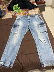 Men's Light Wash Cargo Jeans