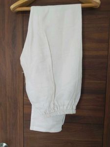 Men's White Embroidered Sherwani