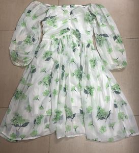 Chic Off-Shoulder Floral Dress