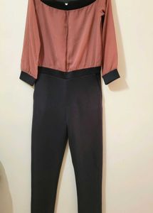 Modern off shoulder Jumpsuit with pocket