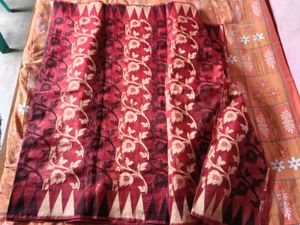 Maroon &amp; orange and black Floral Printed Saree wit