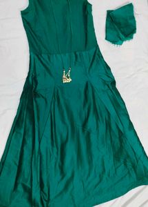 Elegant Green Emborided Ethnic Gown