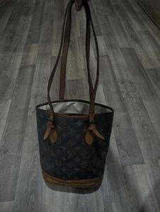 louis vuitton thrifted bag