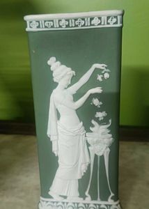 Elegant Vintage Vase with Classical Woman