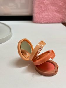 Multi-Shade Blush &amp; Highlighter Compact