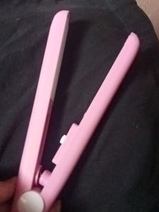 Hlo Guys I am Selling Straightener