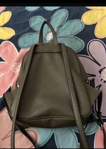 Guess backpack