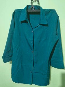 Stylish Teal Collared Button-Up Shirt