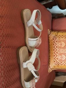 Cute Girl's Sandals with Bow Detail