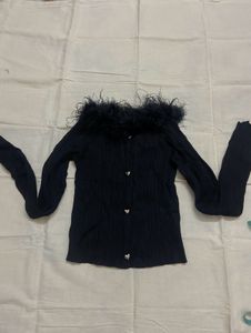 Black detachable fur Trim Button-Up knit top