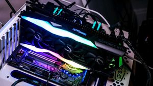 ZOTAC GAMING GeForce RTX 2080 AMP EXTREME