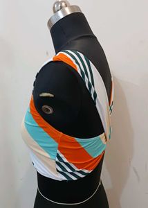 Striped Crop Top..size M