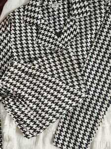 Houndstooth Cropped Blazer