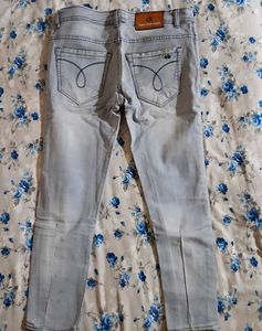 Light Wash Denim Jeans